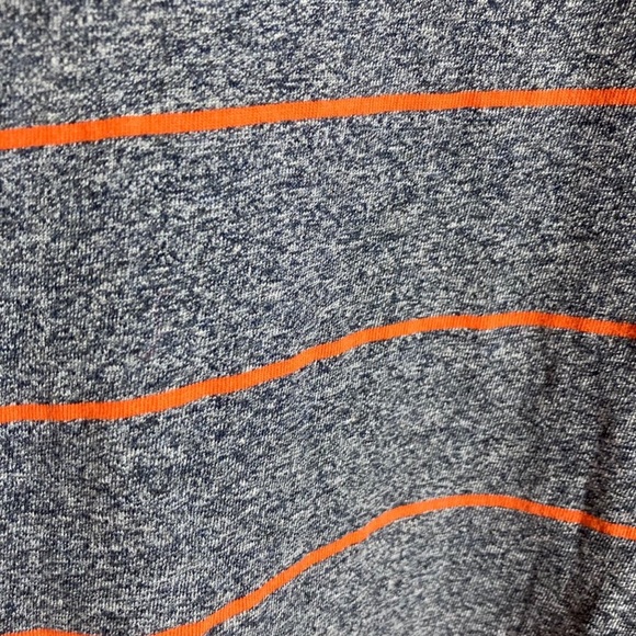 Mens Distortion v neck top large - Picture 2 of 4